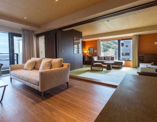 【禁煙】/定員4名