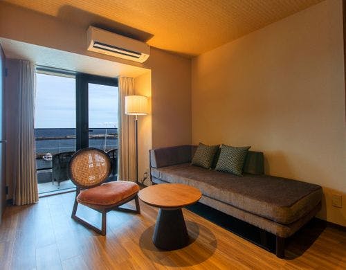 【禁煙】/定員３名