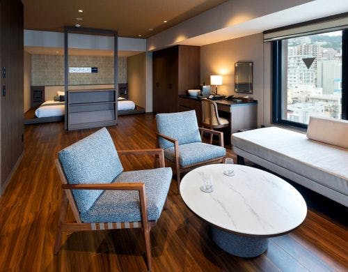 最上階オ Family Suite【コネクト半露天】