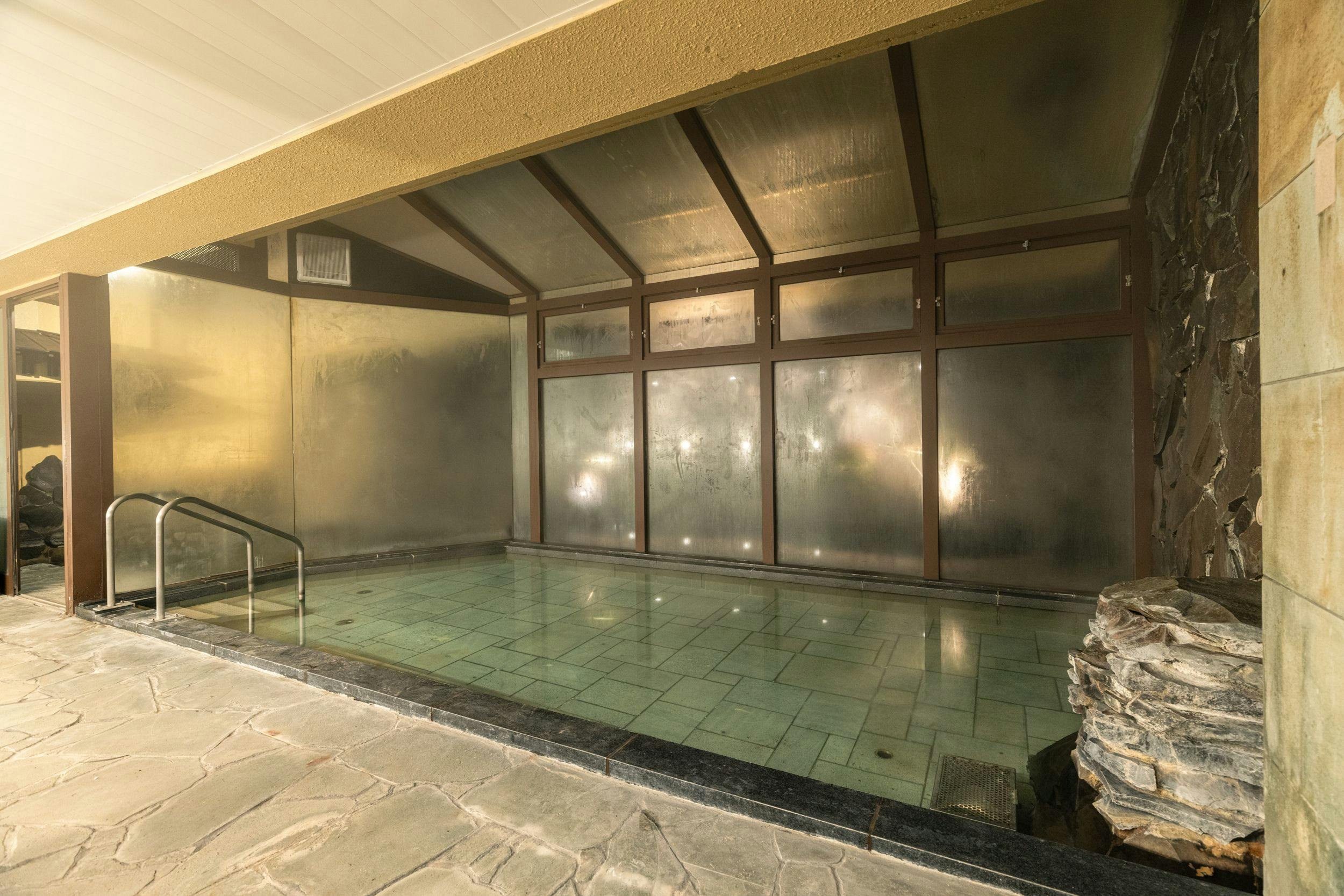 HOTEL nehako