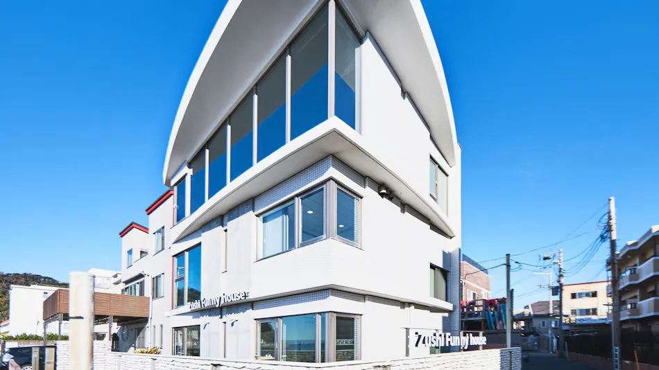 ZUSHI Funny House