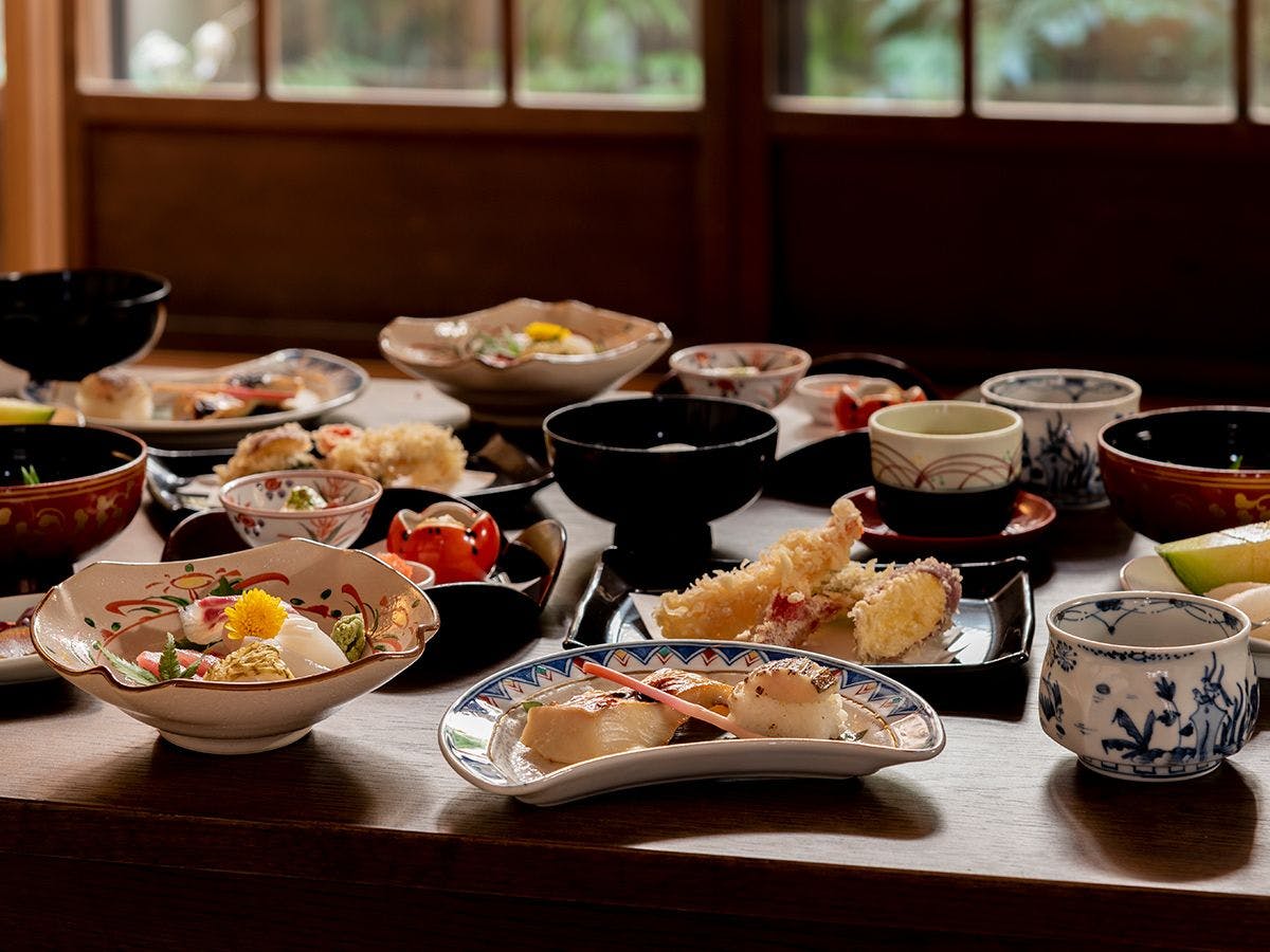 愛犬・愛猫と泊まれる京町家一棟貸し　洛龍菴 西陣北はぎ・あじさい