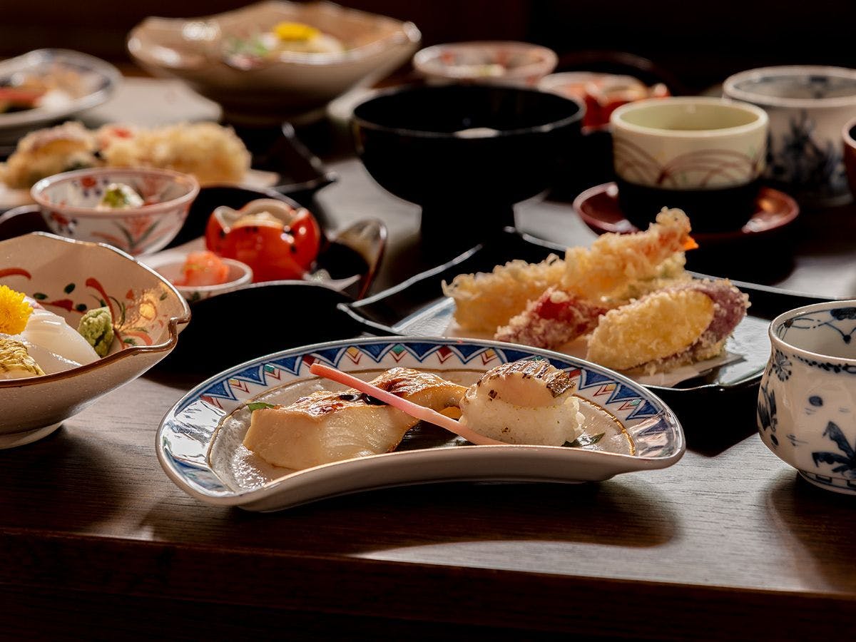 おかもと紅梅庵夕食仕出し