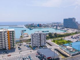 Ｓｅａｓｉｄｅ Ｃｏｎｄｏｍｉｎｉｕｍ Ｒａｎａ Ｃｈａｔａｎ