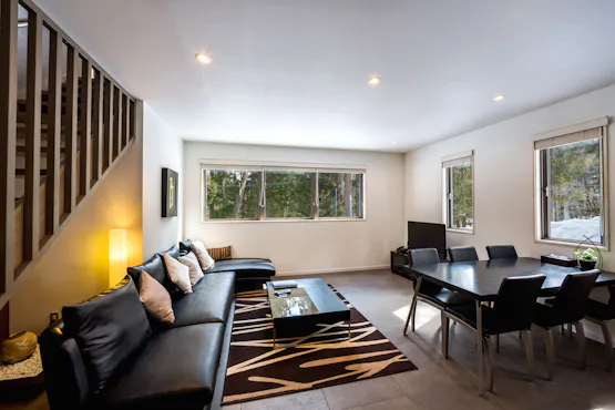 3 ห้องนอน ห้องนั่งเล่น และห้องรับประทานอาหาร