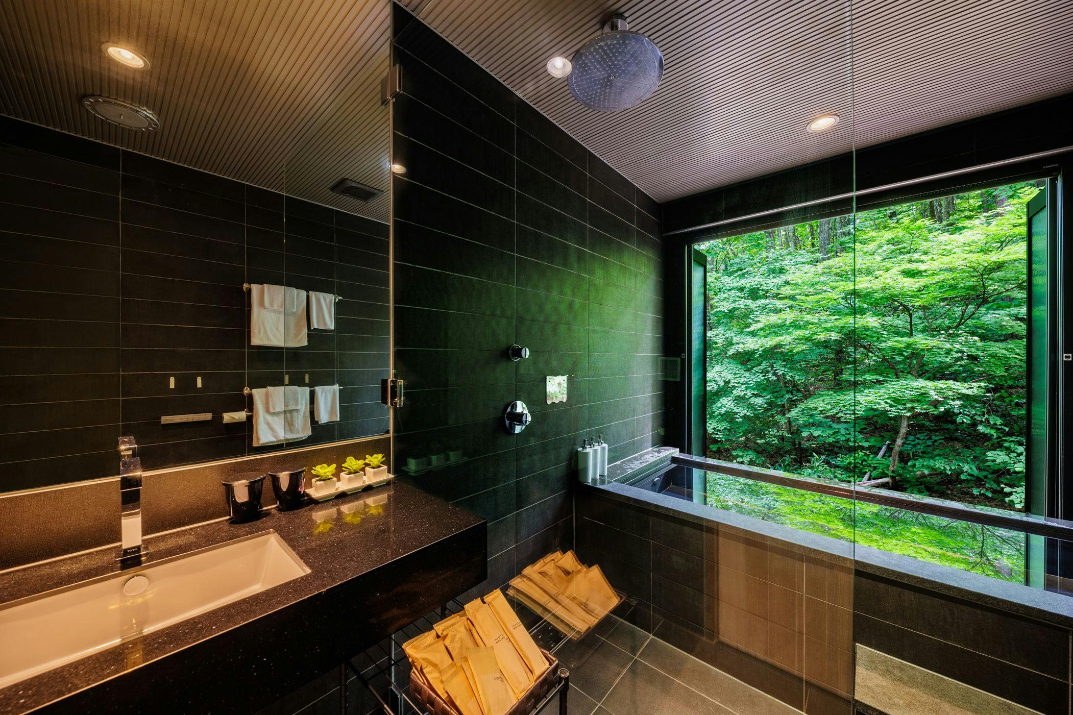 Phoenix Chalets by HHG