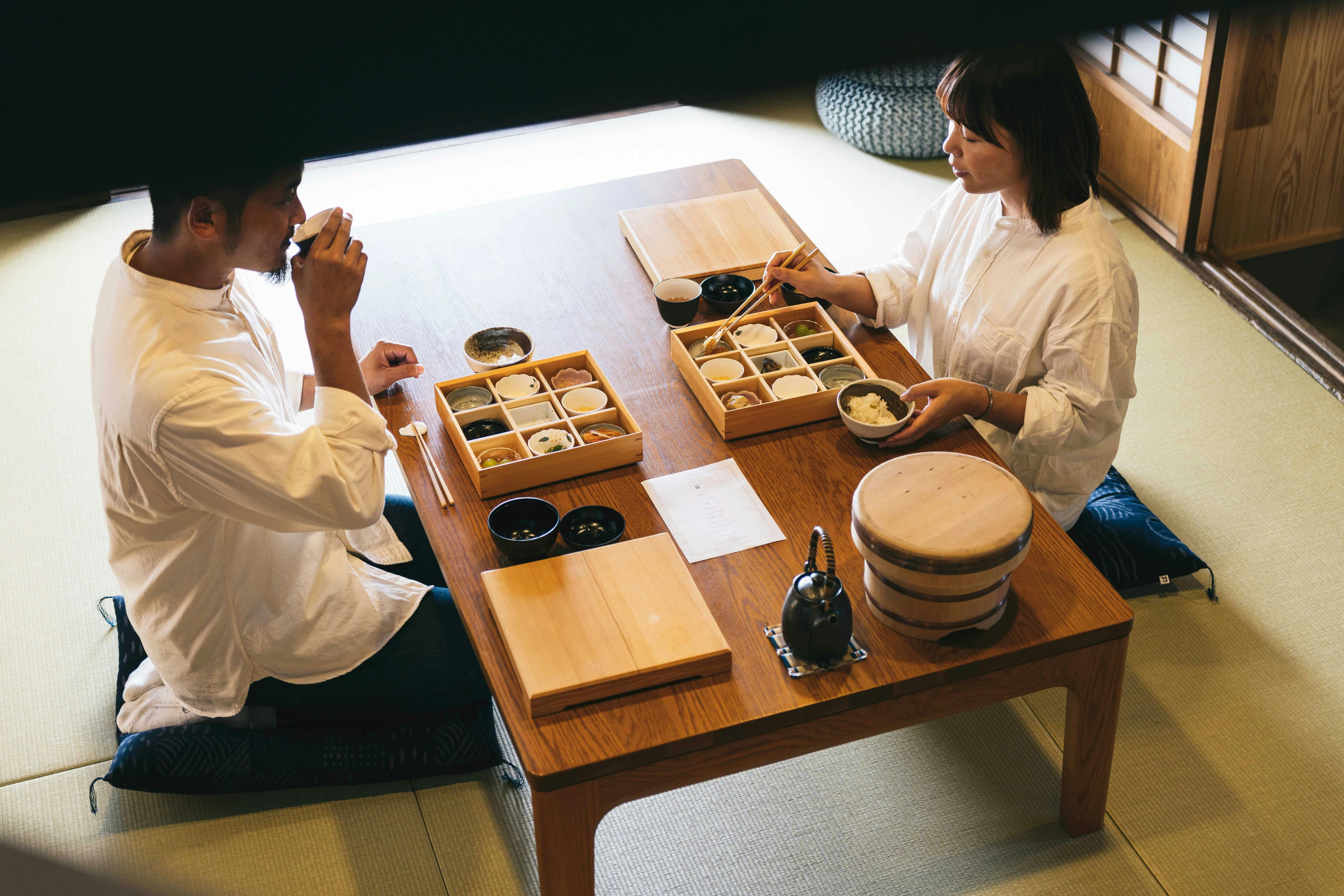 甲佐町やな場よりご用意する朝食