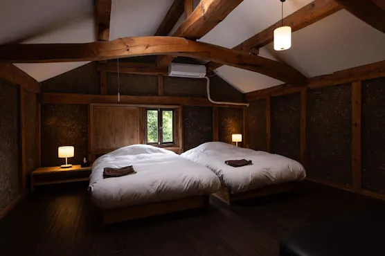 【Room G】ห้องคู่ระเบียงวิวเทือกเขาแอลป์ โกดังข้าว