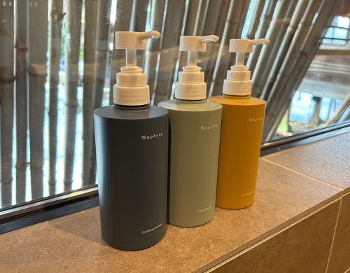 国産植物成分配合 Waphytoのシャンプー類