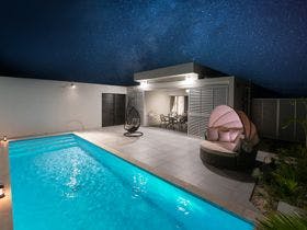 【沖縄県宮古島の貸し別荘・コテージ・ヴィラ・コンドミニアム】Villa Conte