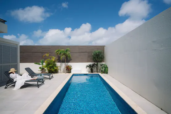 【プールヴィラ】9mのプライベートプール