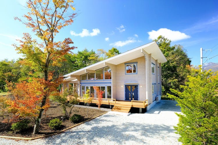 Coat MINAMIHARA-1～北欧LOG CABIN～のサムネイル画像