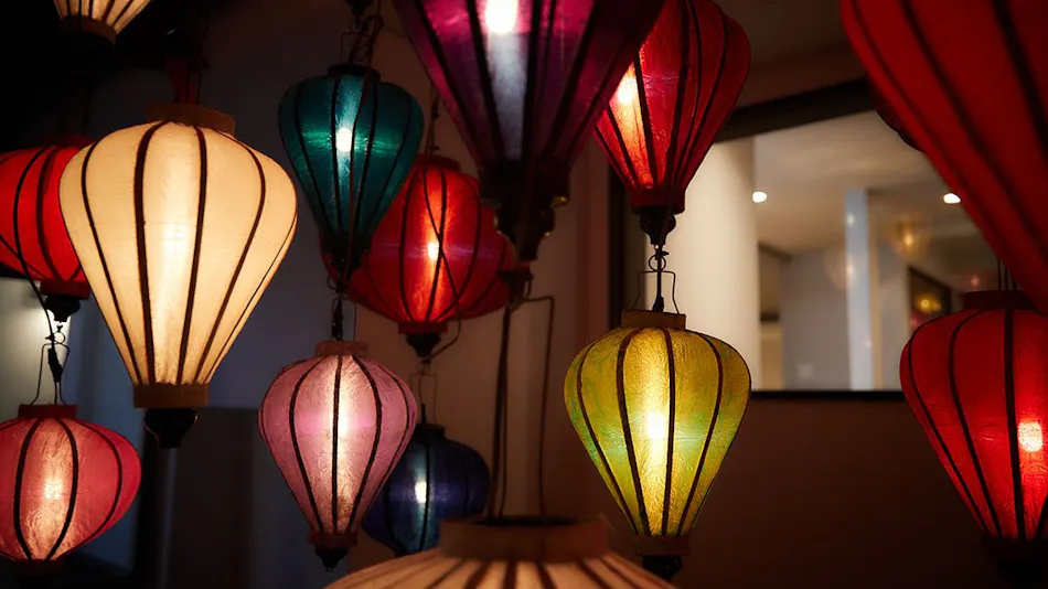 Adan Resort Lamp