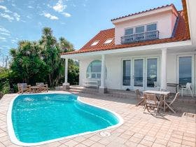 【千葉県館山・南房総エリアの貸別荘・コテージ】Beach Resort～CHIKURA～