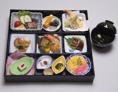 夕食｜松花堂弁当