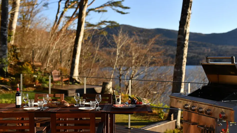 BUCKEYE HOUSE by the Lake