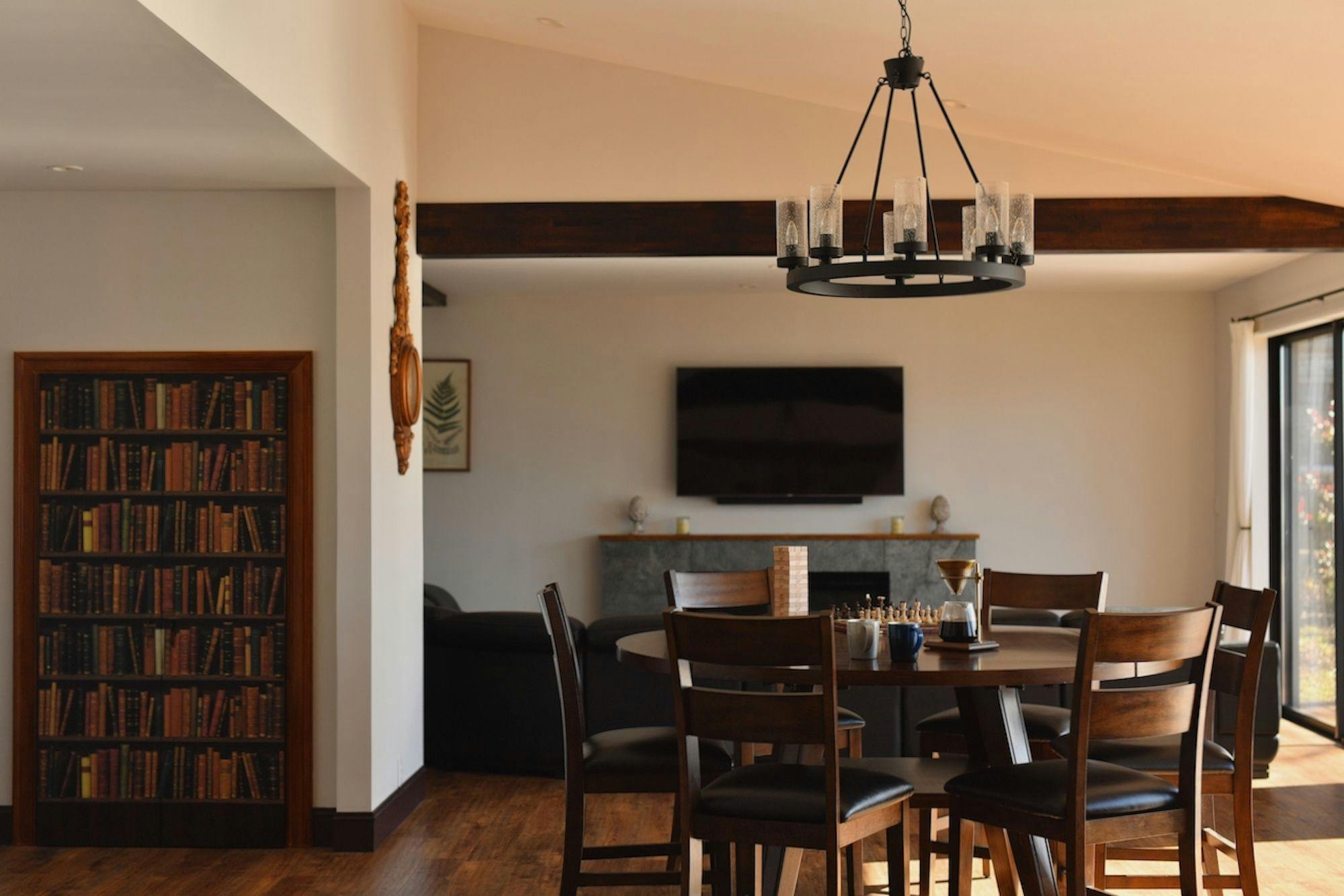 BUCKEYE HOUSE by the Lake