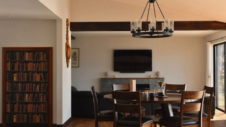 BUCKEYE HOUSE by the Lake