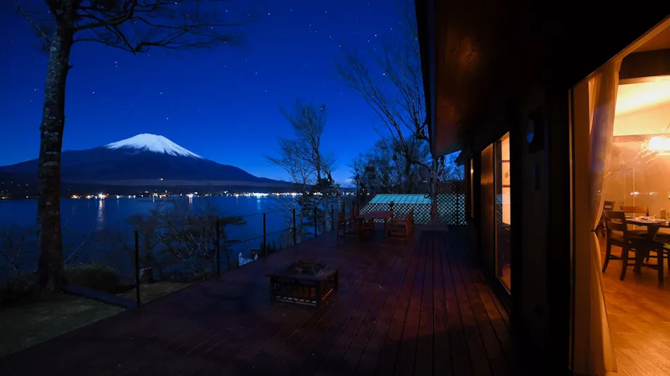BUCKEYE HOUSE by the Lake