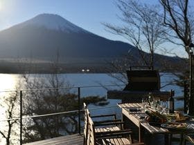 【山梨県富士五湖エリアの貸別荘・コテージ・ログハウス・コンドミニアム】BUCKEYE HOUSE by the lake