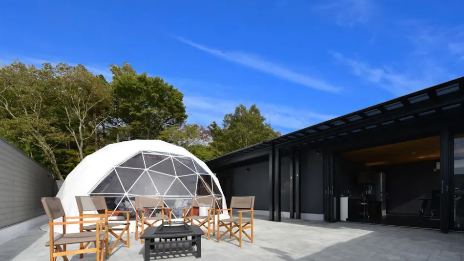 Panoramic Mt. Fuji Views from All Rooms – VISION GLAMPING Resort & Spa YAMANAKAKO