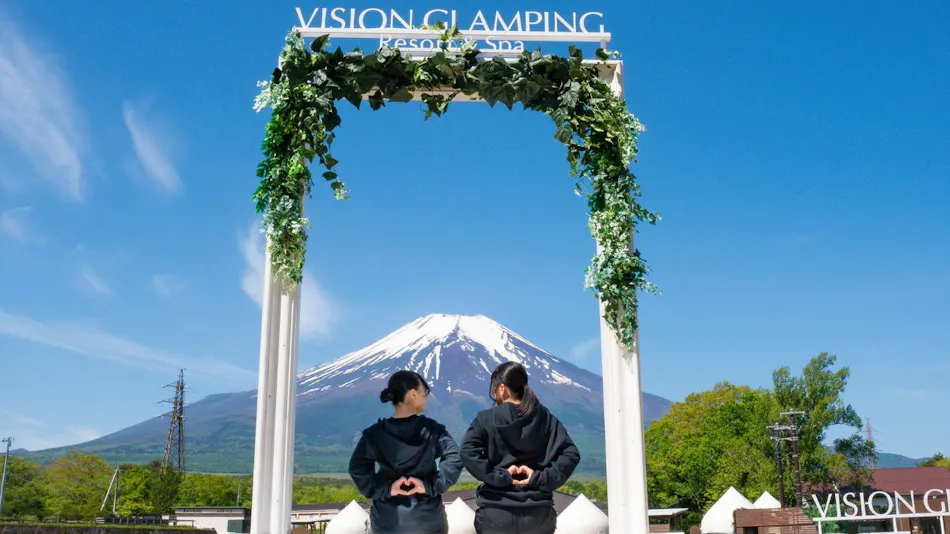 Panoramic Mt. Fuji Views from All Rooms – VISION GLAMPING Resort & Spa YAMANAKAKO