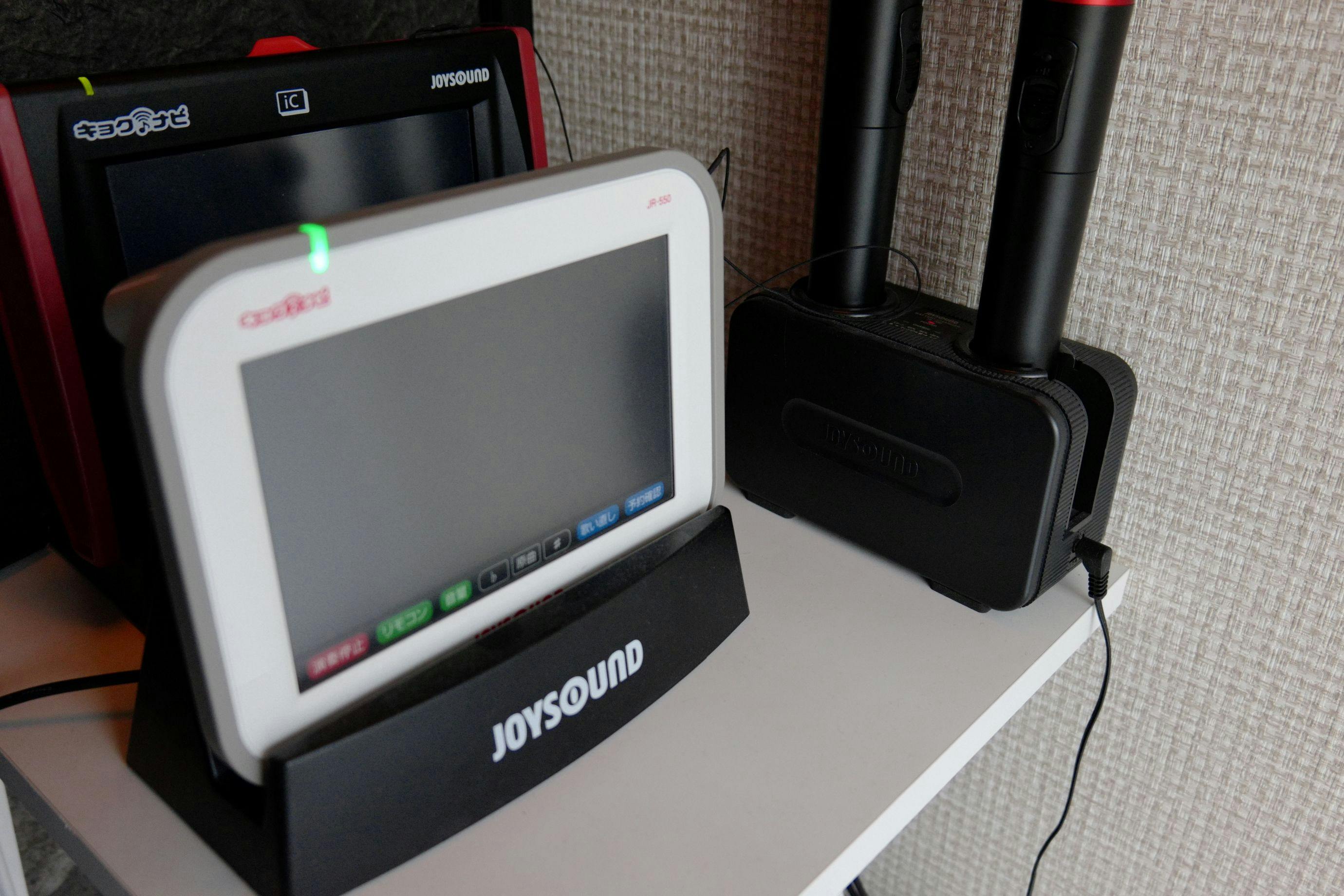 リビング　カラオケ