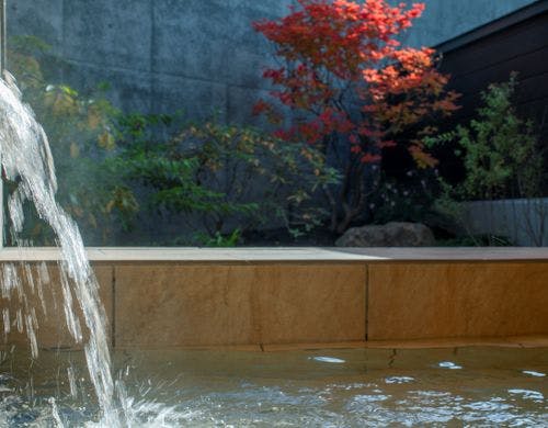 母屋　露天風呂