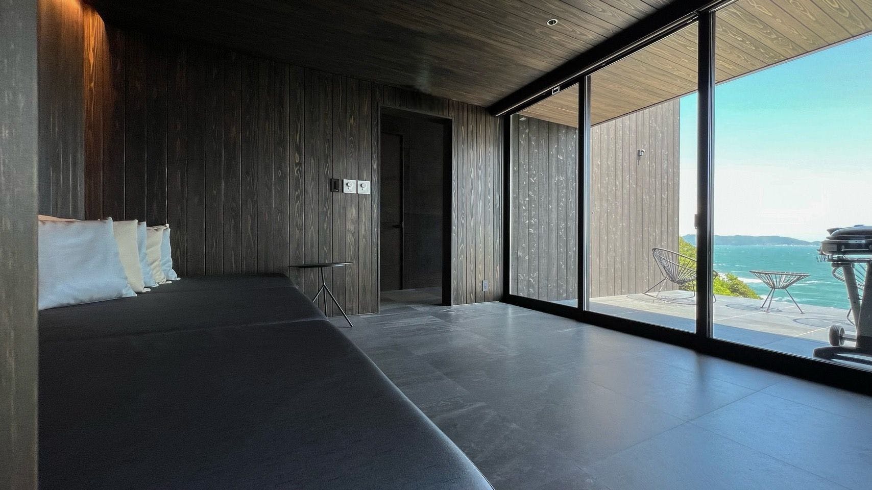 VILLA　RESFEEL