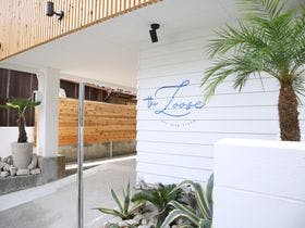 BAYSIDE VILLA the Loose