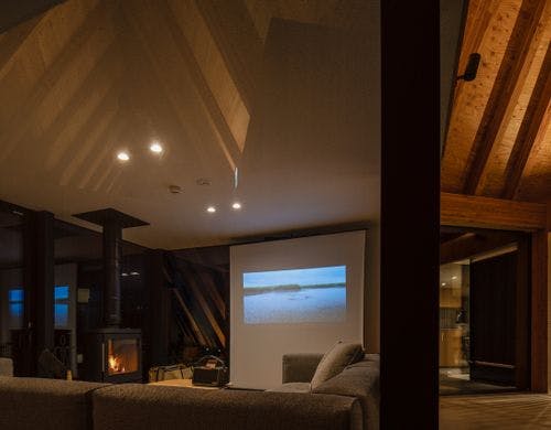 プロジェクター