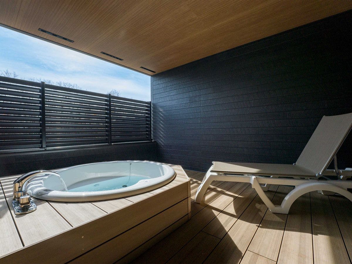 露天ジャグジー付きルーム