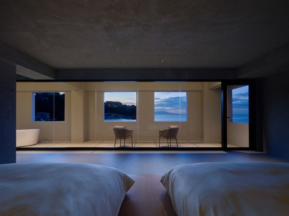 3Fのベッドルームの黄昏時の写真です。