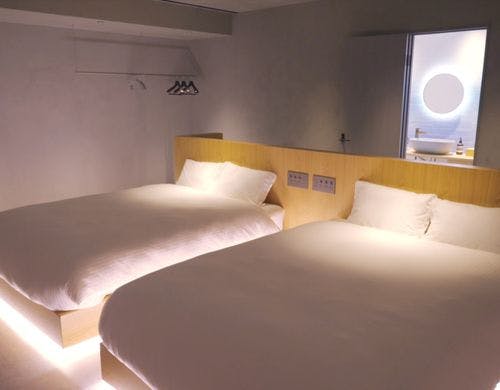 2Fのベッドルームの夜の景色です。