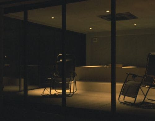 サウナルームの夜の景色です。