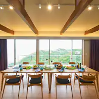 大きなTVもお出迎え。