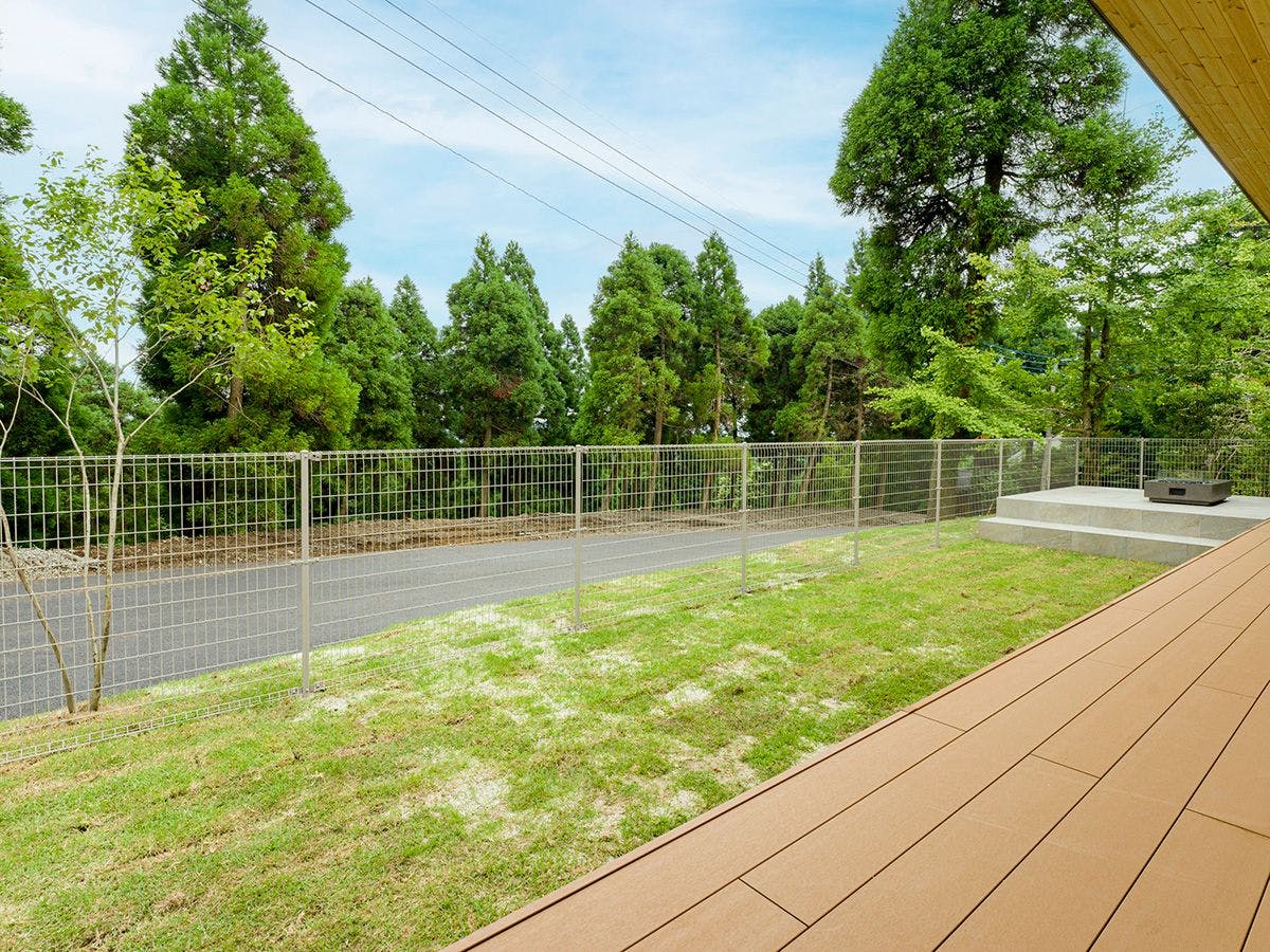 <อนุญาตให้นำสัตว์เลี้ยงเข้าพักได้> ลานวิ่งสุนัข