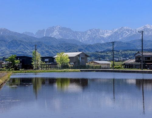 立山連峰との暮らしを楽しむサウナ。