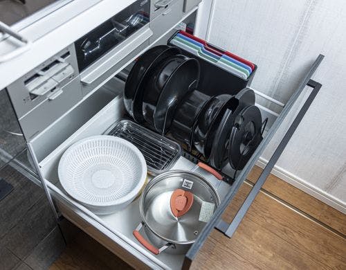 大きめの調理器具も揃っております。