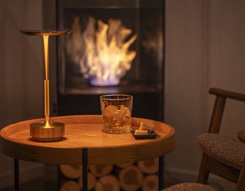 ストーブの炎は癒されます。