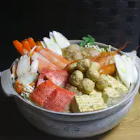 冬のご馳走を味わう贅沢鍋を堪能ください