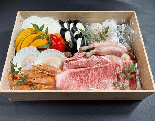 地元の恵みをぎゅっと詰め込んだ贅沢セット