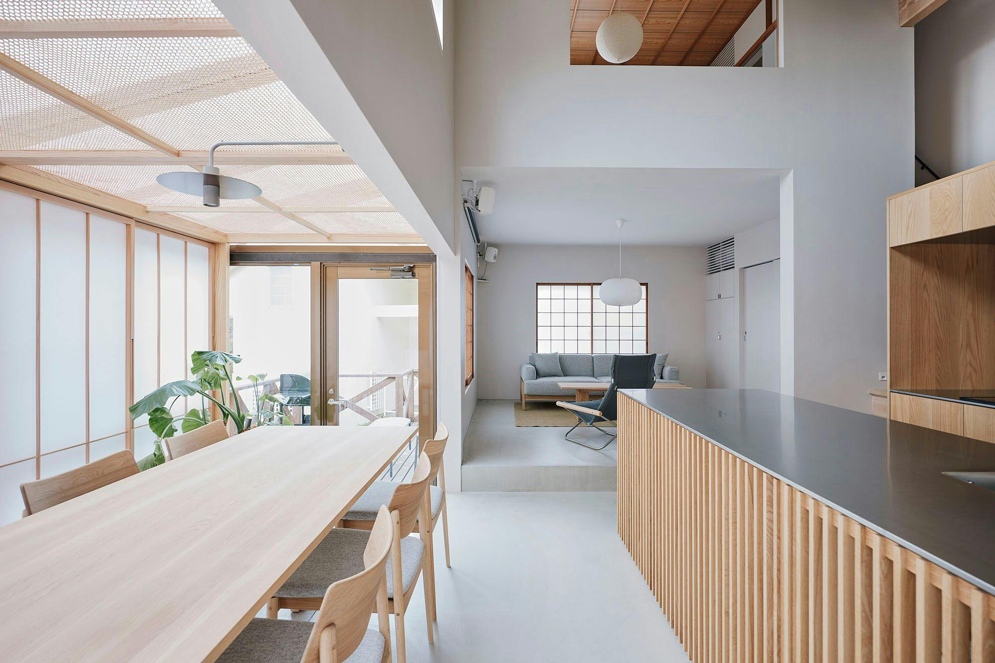 SANU 2nd Home SAZARENO 下田