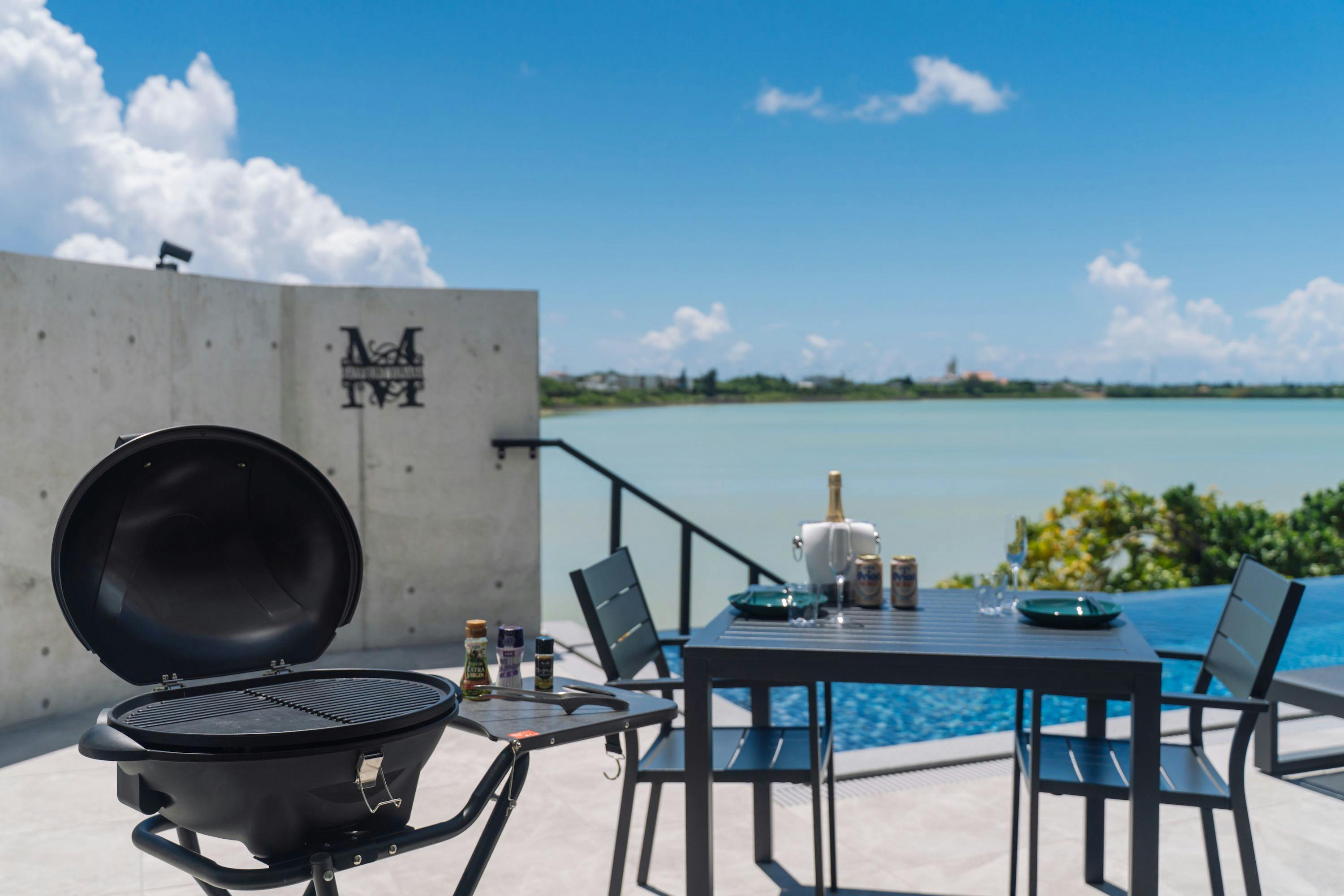 Villa M BAYFRONT YONAHA ~Pool & Sauna Retreat~
