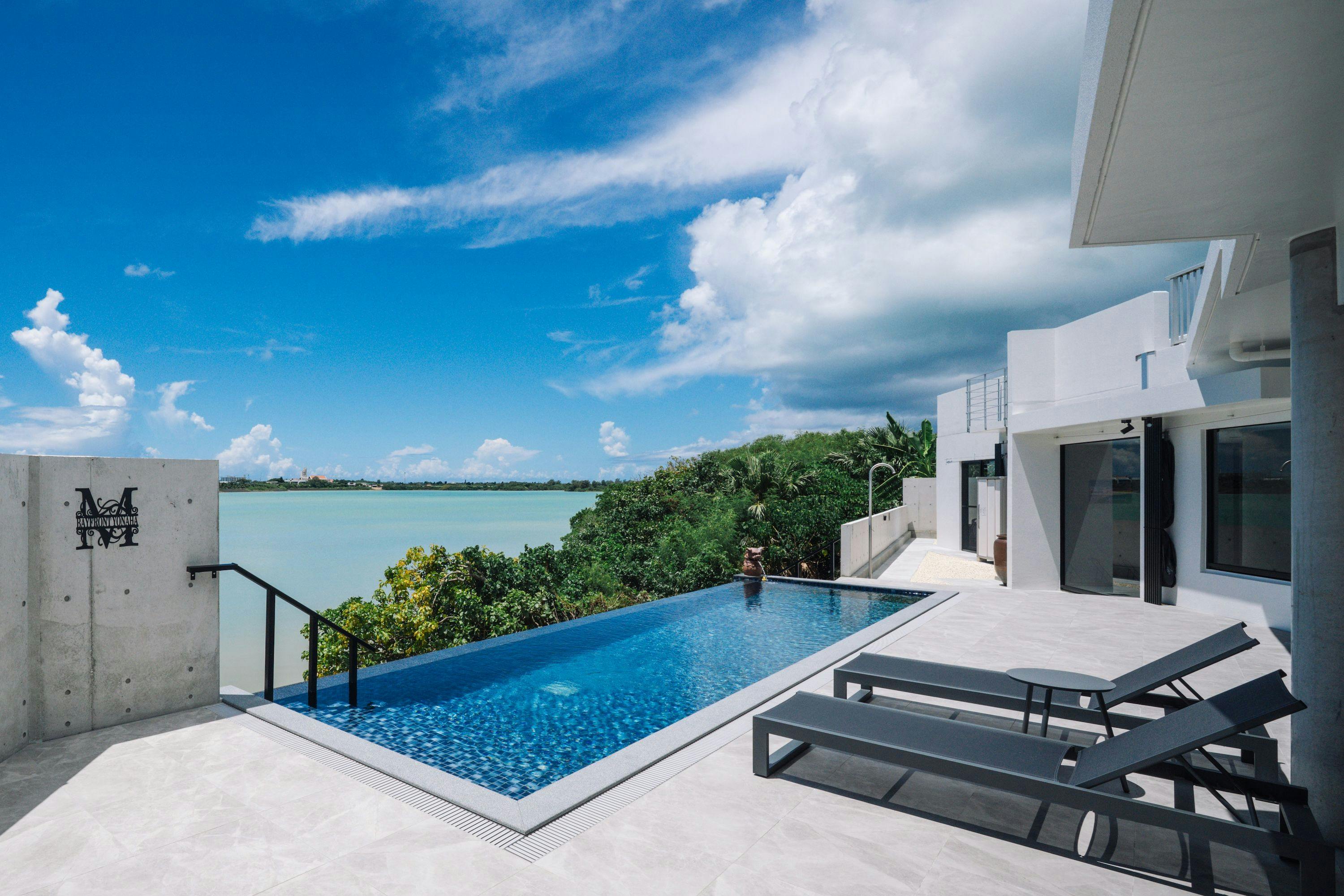 Villa M BAYFRONT YONAHA  ～Pool&Sauna Retreat～