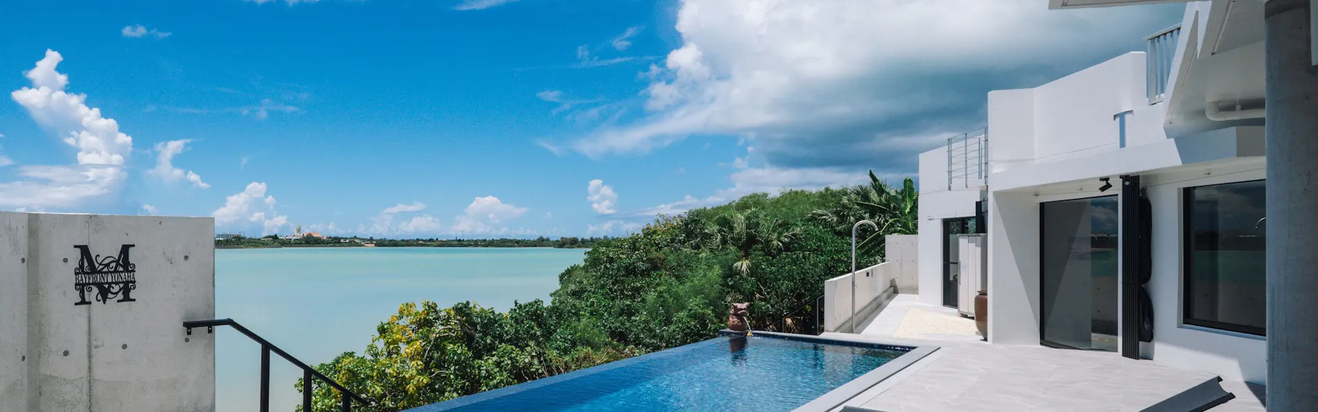 Villa M BAYFRONT YONAHA ~Pool&Sauna Retreat~