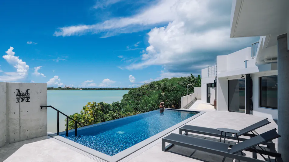 Villa M BAYFRONT YONAHA ~Pool & Sauna Retreat~