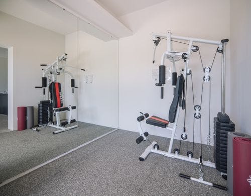 マルチトレーニングマシン、ヨガマット