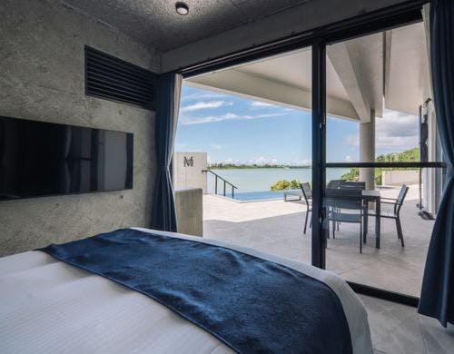 マスターベッドルーム