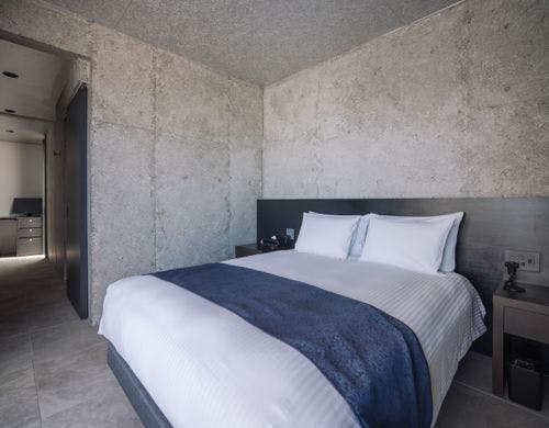 マスターベッドルーム